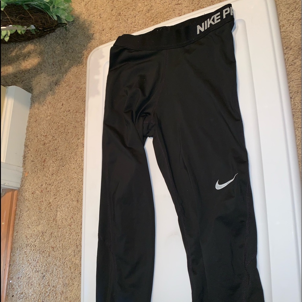 ⭐️nike cropped leggings⭐️